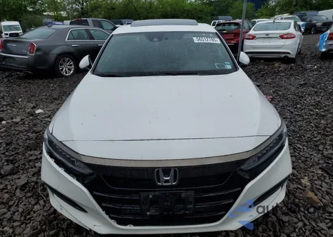 2018 Honda Accord Sport из США, поврежденный, VIN 1HGCV2F30JA022718